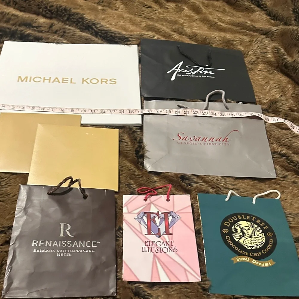 Assorted Designer 5 Gift Bags & 2 Gift Boxes